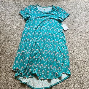 NWT Lularoe Carly Dress size medium, teal with pink design